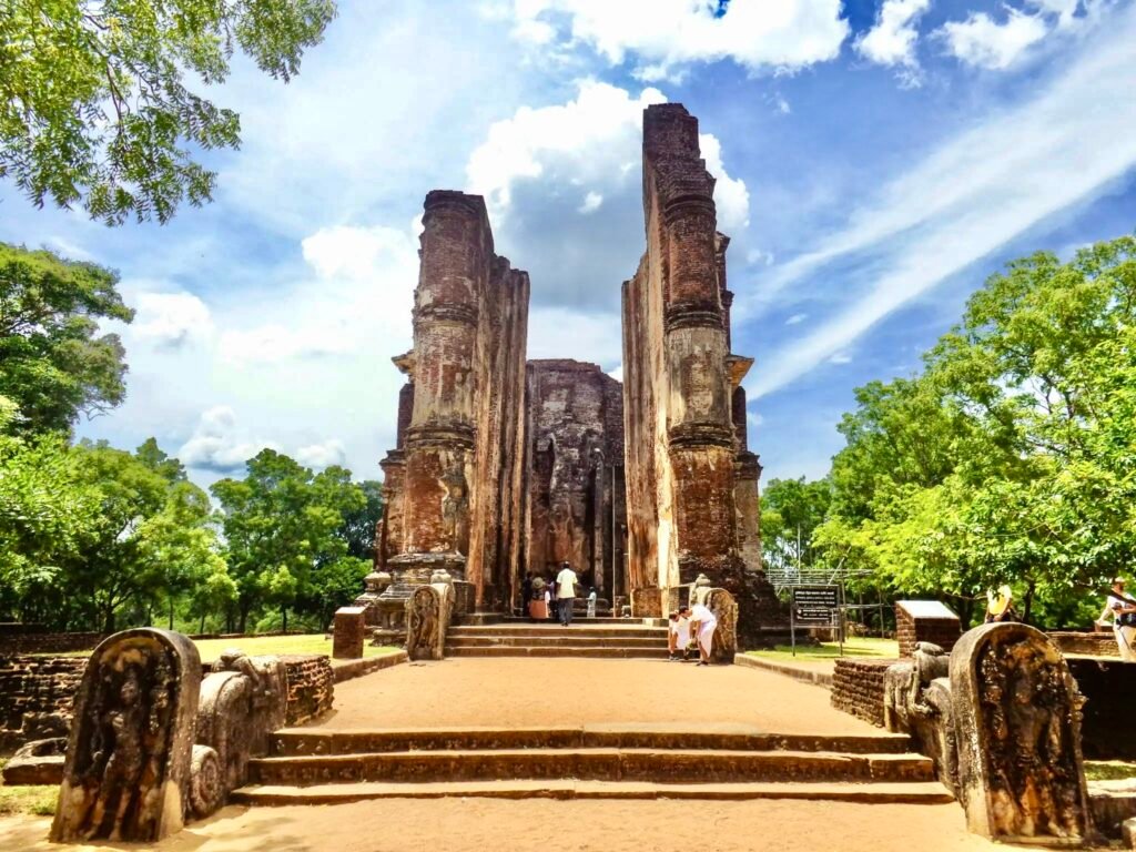 lankathilaka temple-polonnaruwa